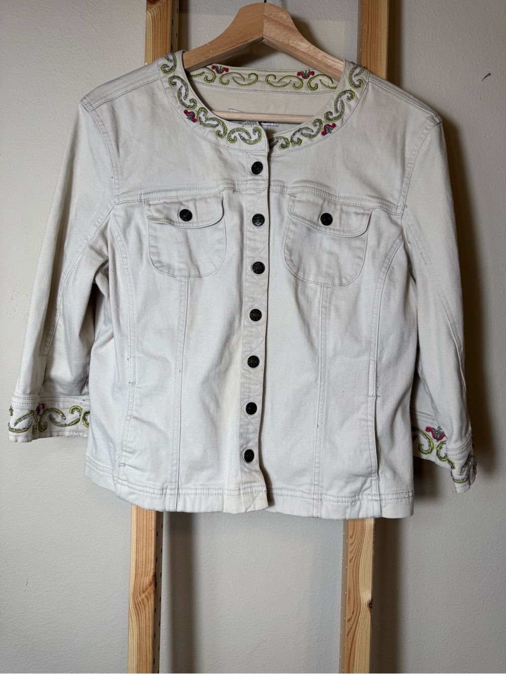 AMI White Denim Jacket Collarless Embroidered Beaded Boho Y2K Size
Large